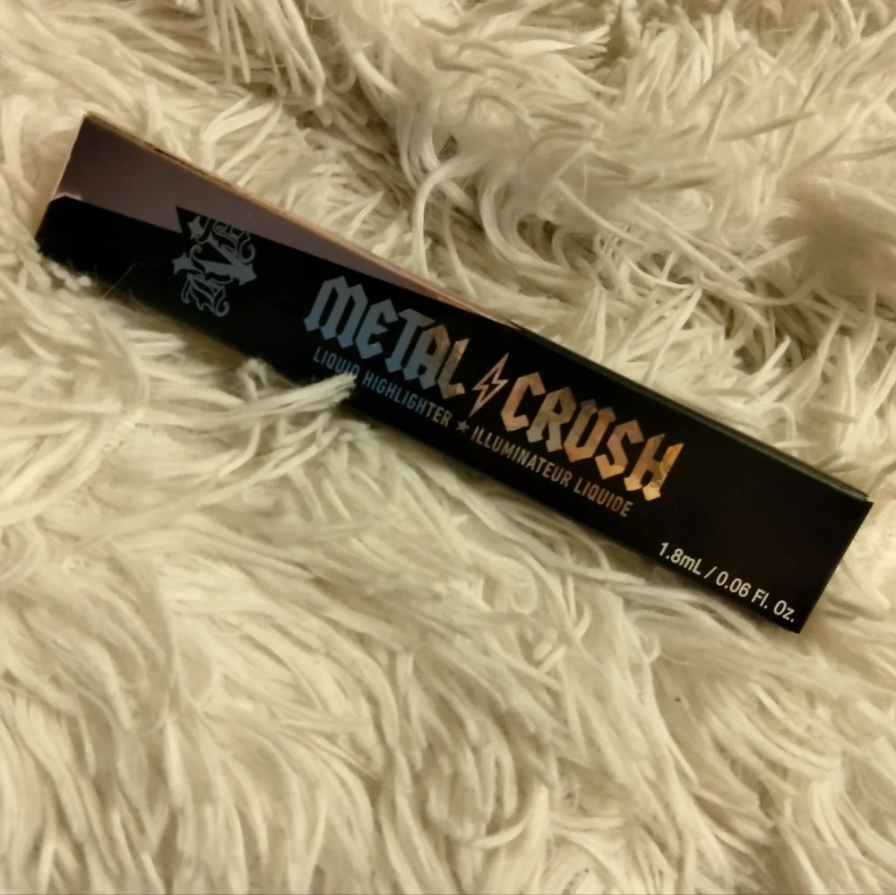 🆕 🥀Kat Von D Metal Crush Liquid Highlighter in Roseshock 🌹🥀⚡